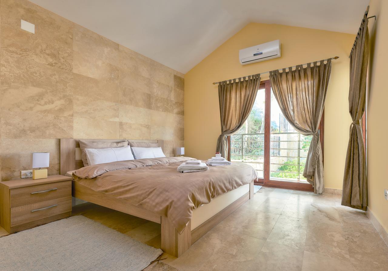 Apartments Residence Portofino Kotor Bagian luar foto