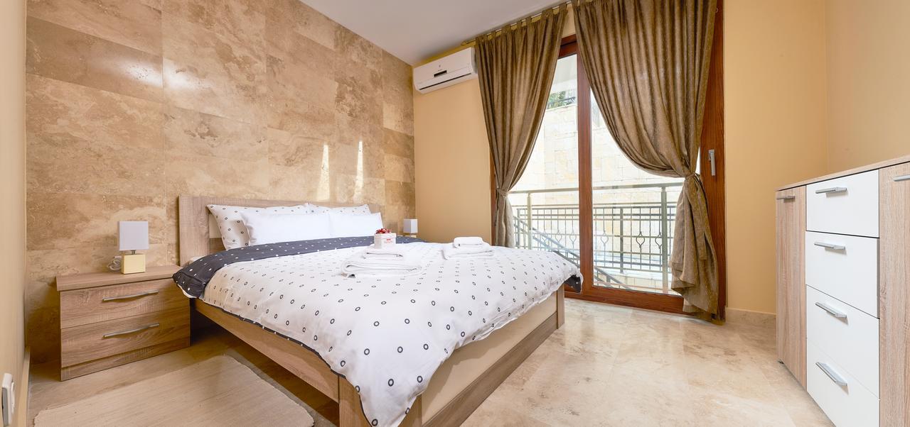Apartments Residence Portofino Kotor Bagian luar foto