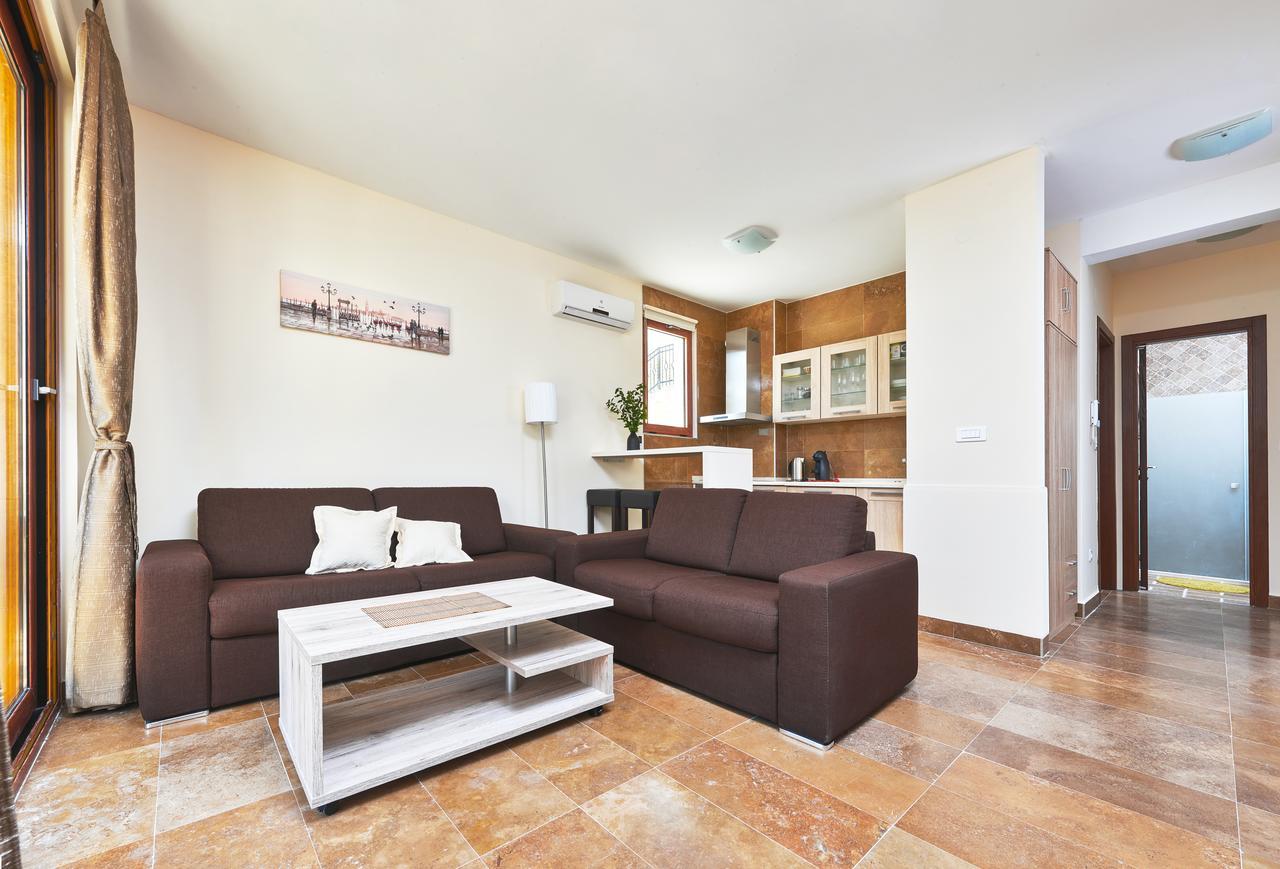 Apartments Residence Portofino Kotor Bagian luar foto