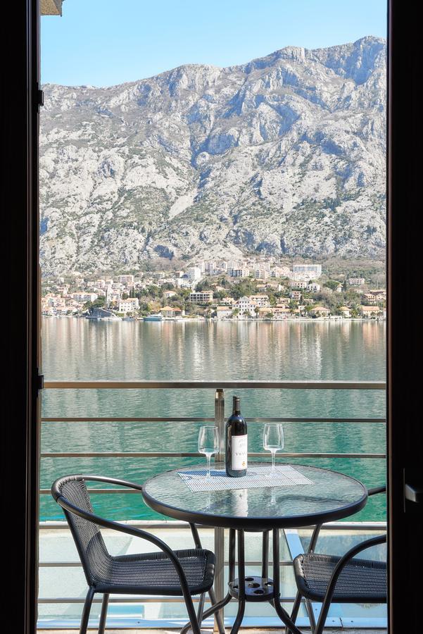 Apartments Residence Portofino Kotor Bagian luar foto