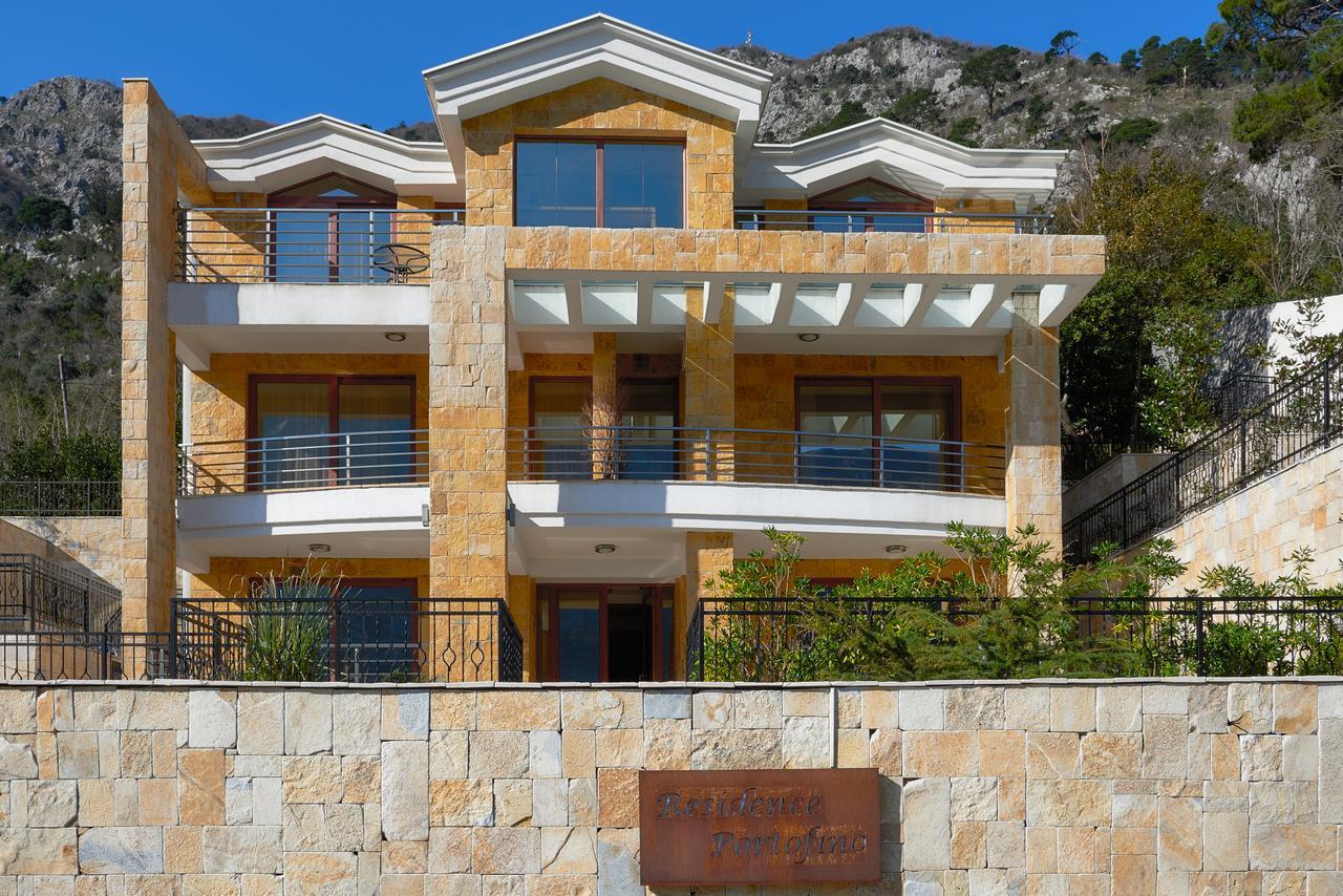 Apartments Residence Portofino Kotor Bagian luar foto